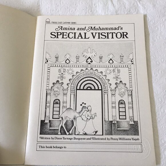 Amina and Muhammads Special Visitor Paperback 1982 Middle East Culture Awareness - Picture 2 of 9